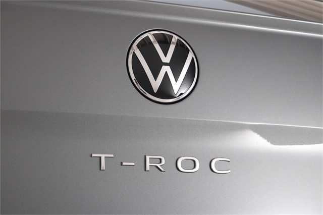 2024 Volkswagen T-Roc image 7