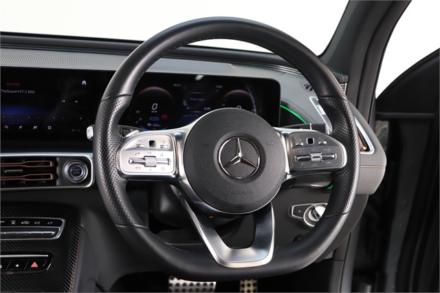 2021 Mercedes-Benz EQC 400 image 12
