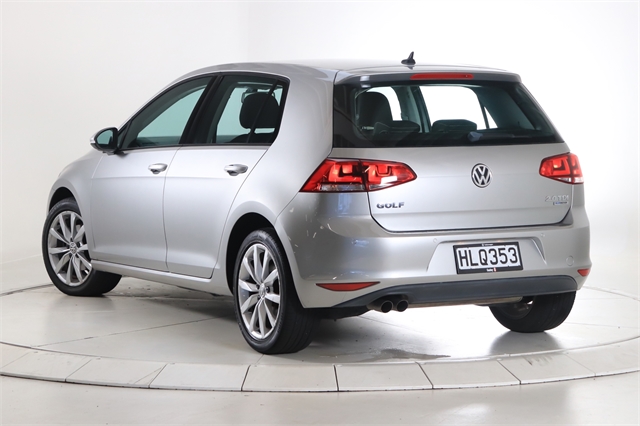 2014 Volkswagen Golf image 4