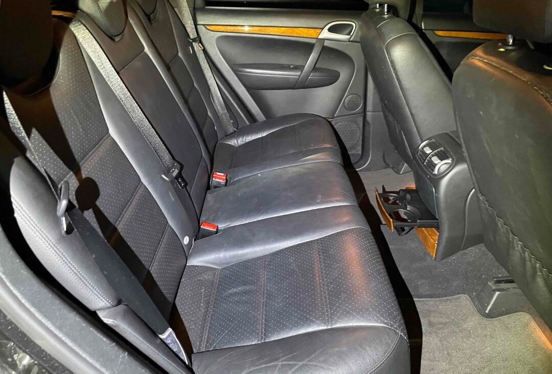Porsche Cayenne 2007 4WD Full leather Seats Wooden image 5