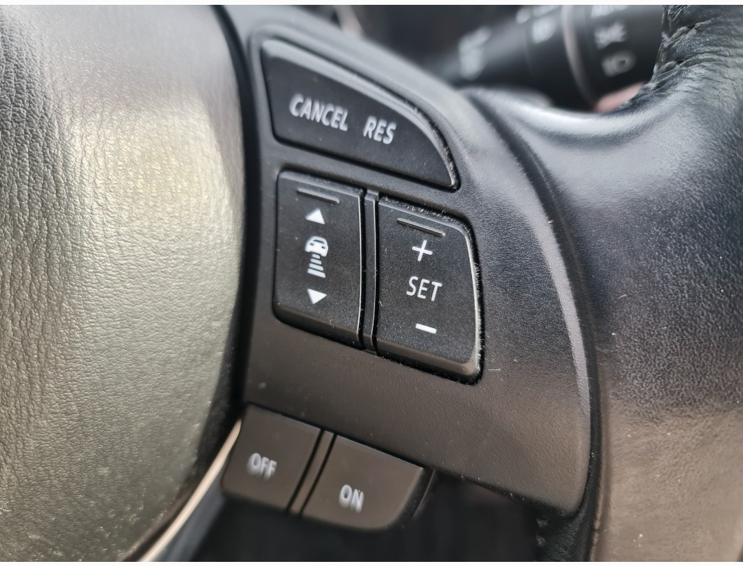 2013 Mazda Atenza XD-L Bose Sound system image 6