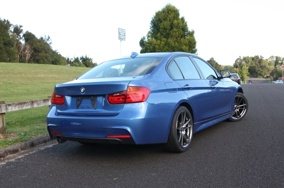 2012 BMW 320d image 4