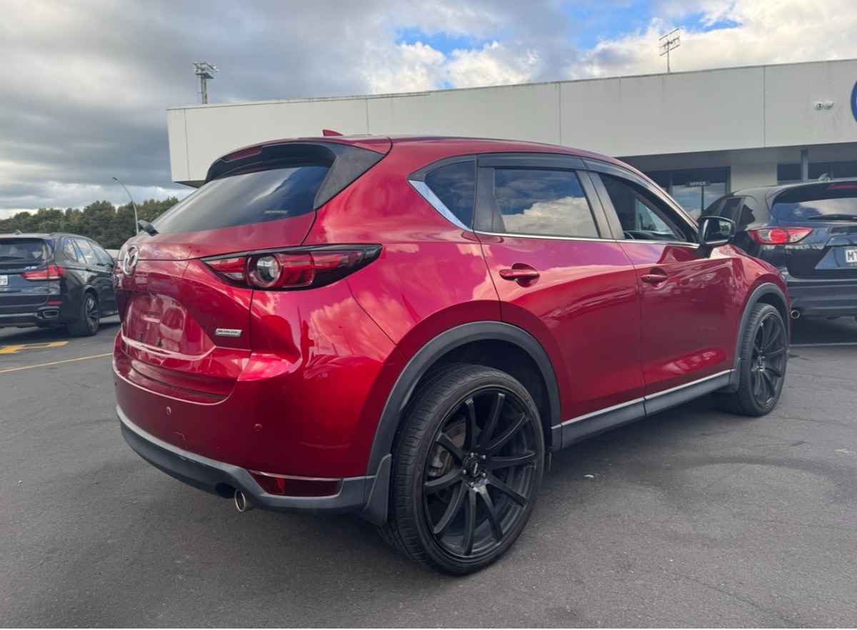 2018 Mazda CX-5 image 6
