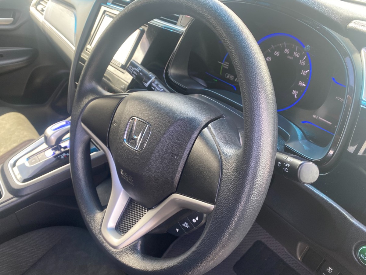 2015 Honda Fit image 12