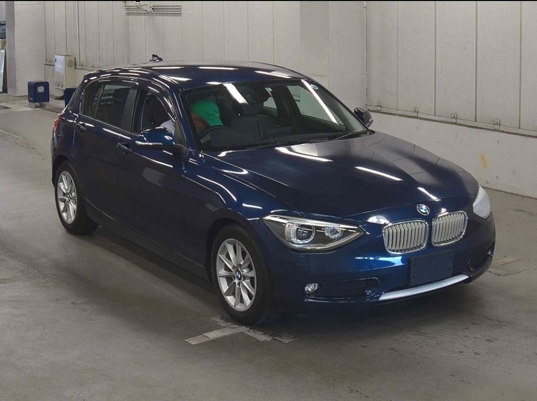 2012 BMW 116i image 2
