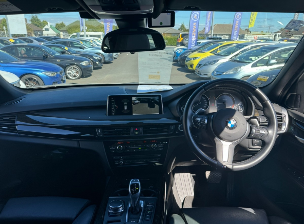 2017 BMW X5 image 11