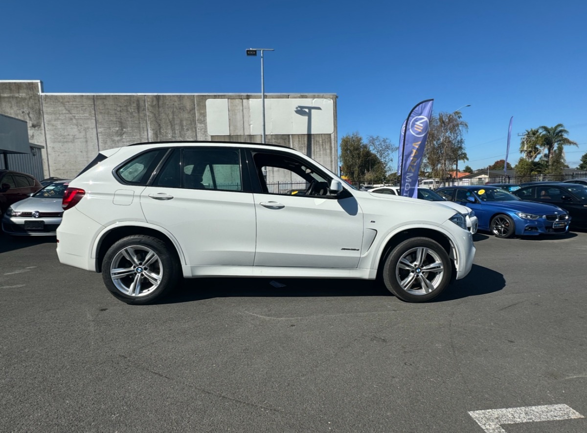 2017 BMW X5 image 5