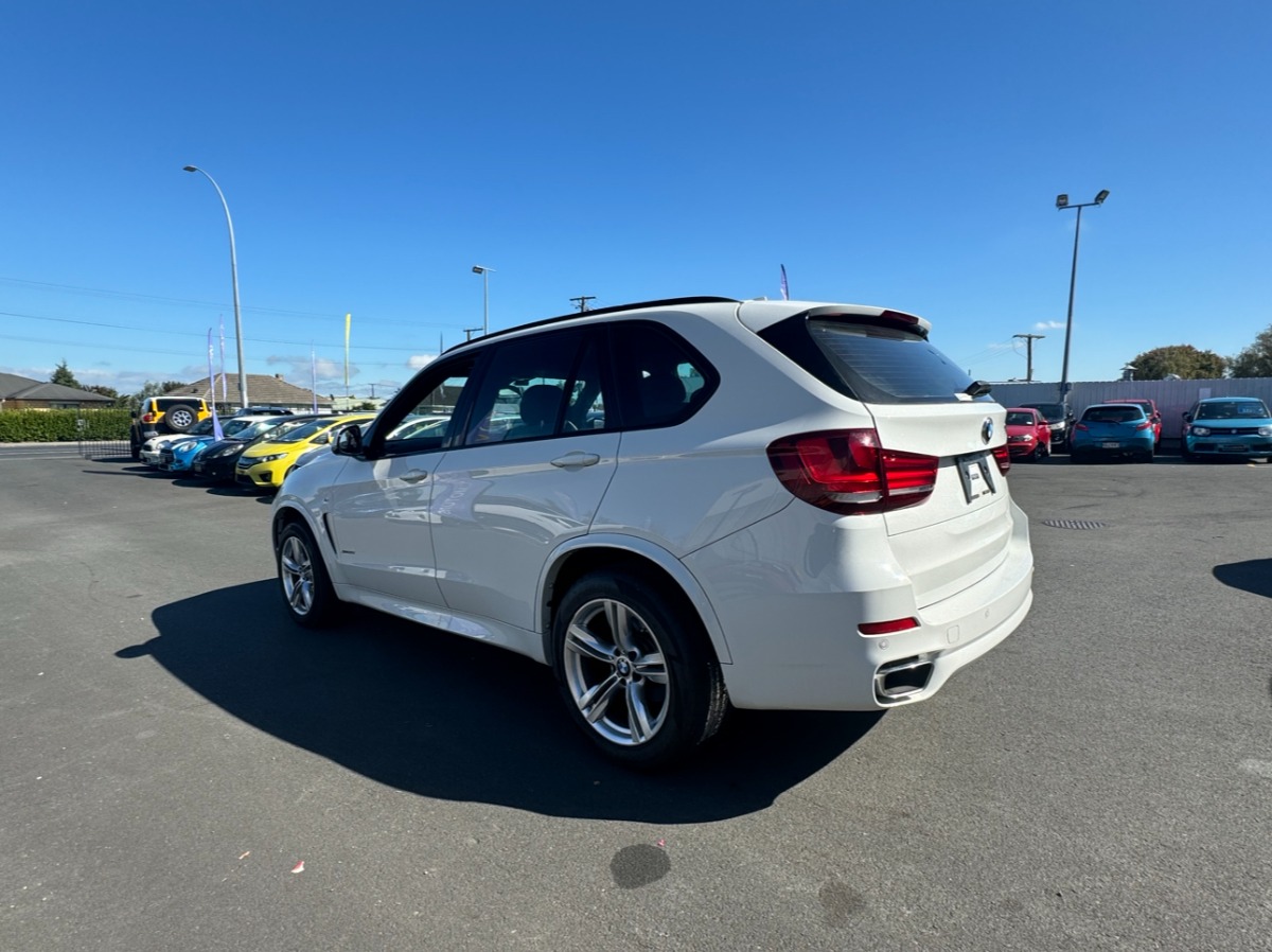 2017 BMW X5 image 6