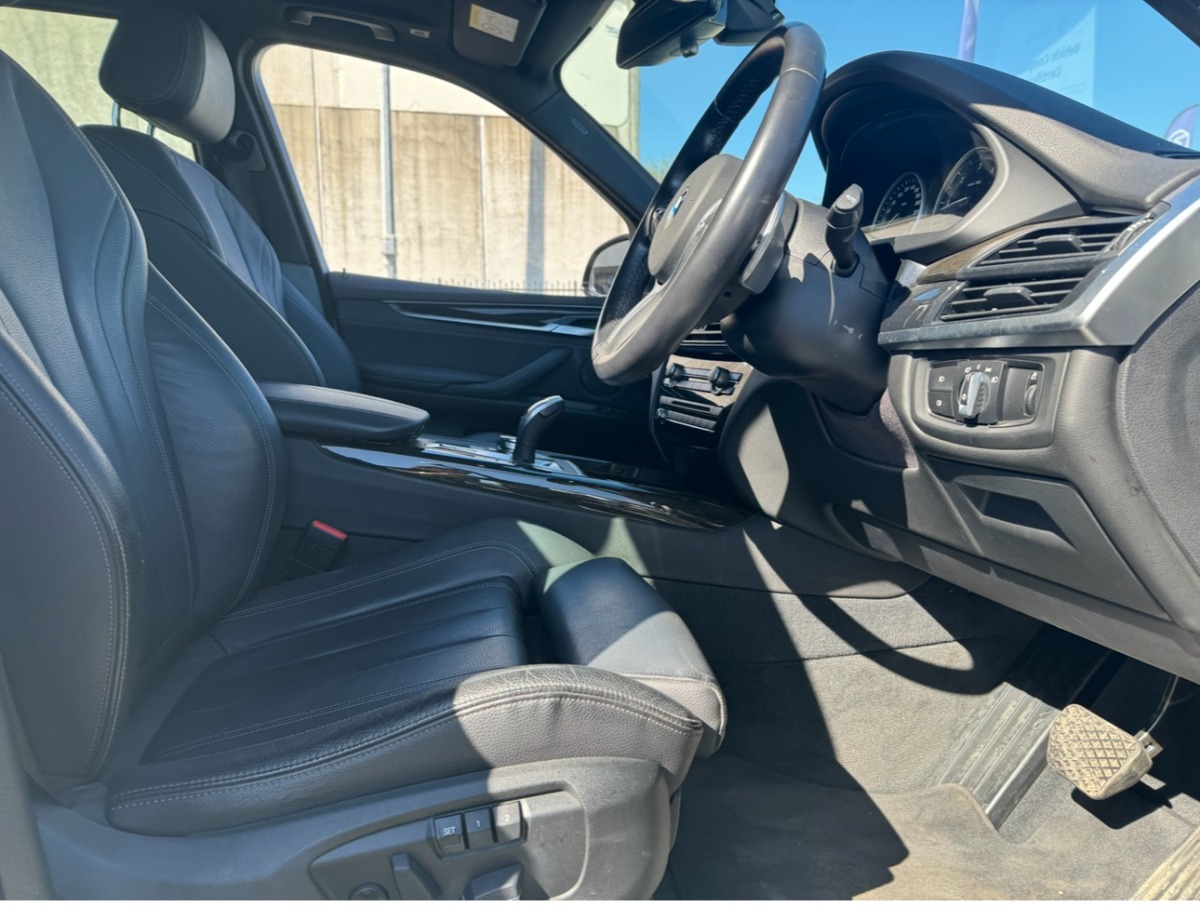 2017 BMW X5 image 10