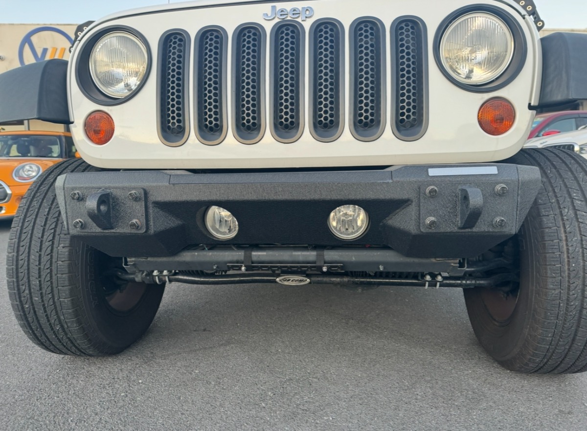 2012 Jeep Wrangler image 8