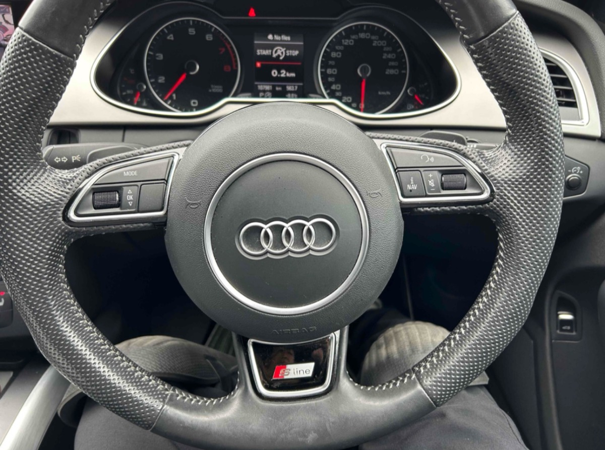 2015 Audi A4 image 4