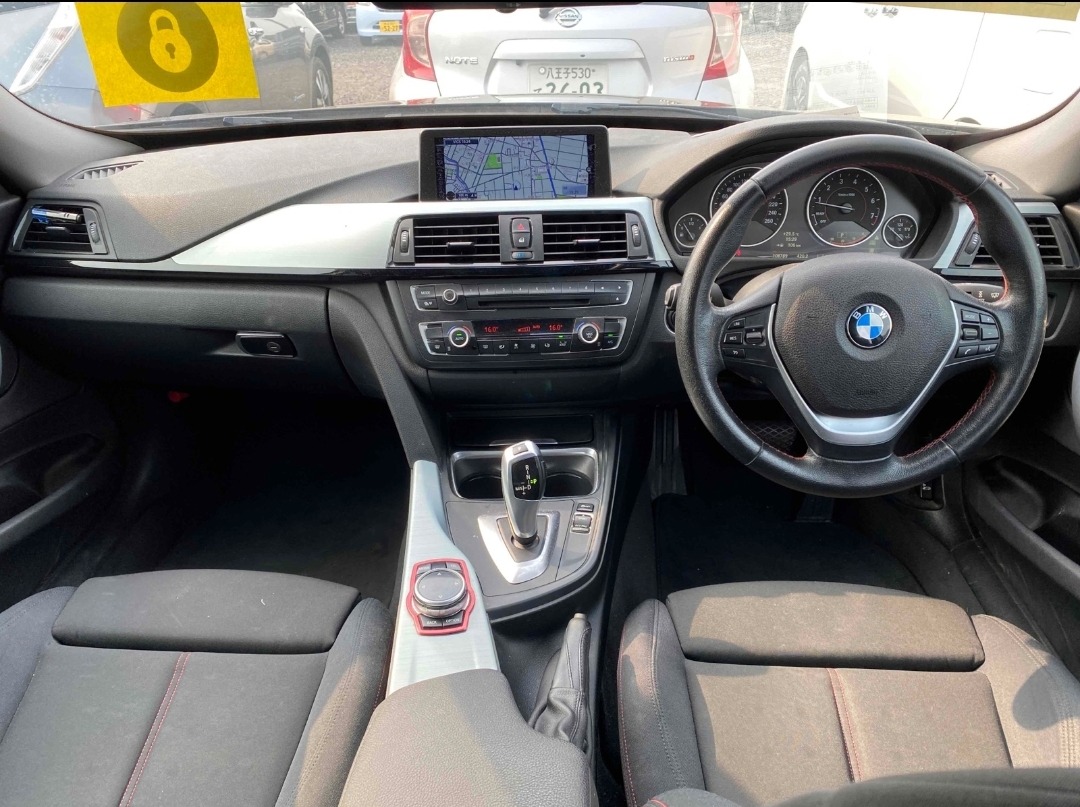 2015 BMW 320i image 5