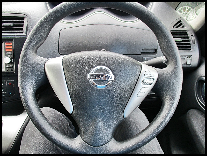 2013 Nissan Serena 20X S- HYBRID**REVERSING CAMERA + CRUISE CONTROL** image 14