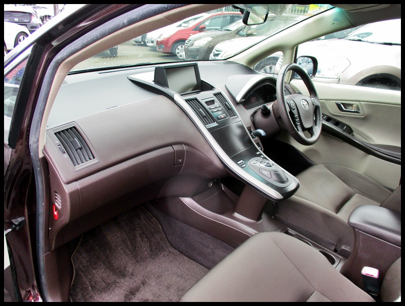 2010 Toyota Sai S**CRUISE CONTROL + ELECTRIC SEATS + REV CAM** image 11