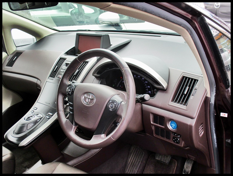 2010 Toyota Sai S**CRUISE CONTROL + ELECTRIC SEATS + REV CAM** image 8