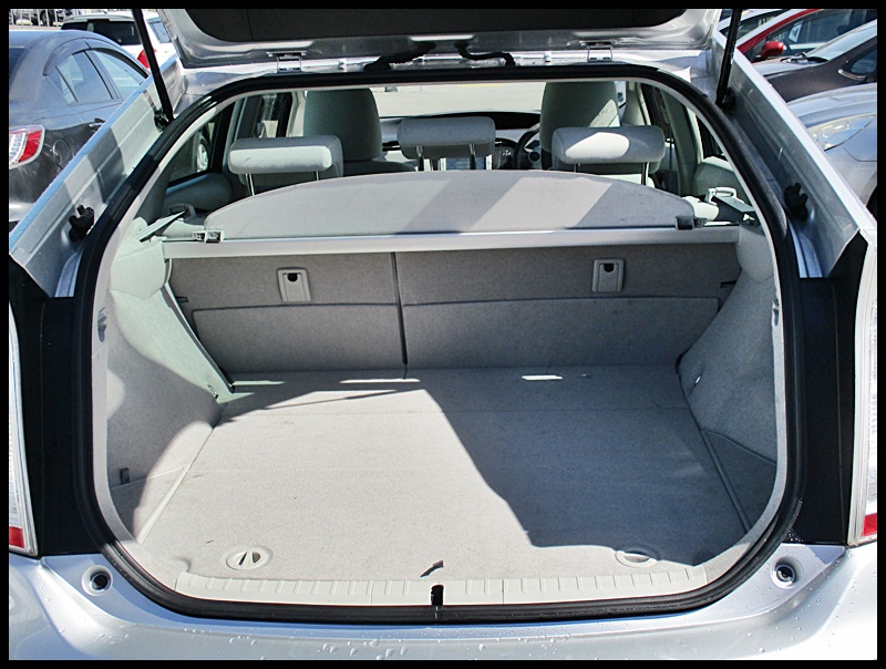 2010 Toyota Prius S image 14