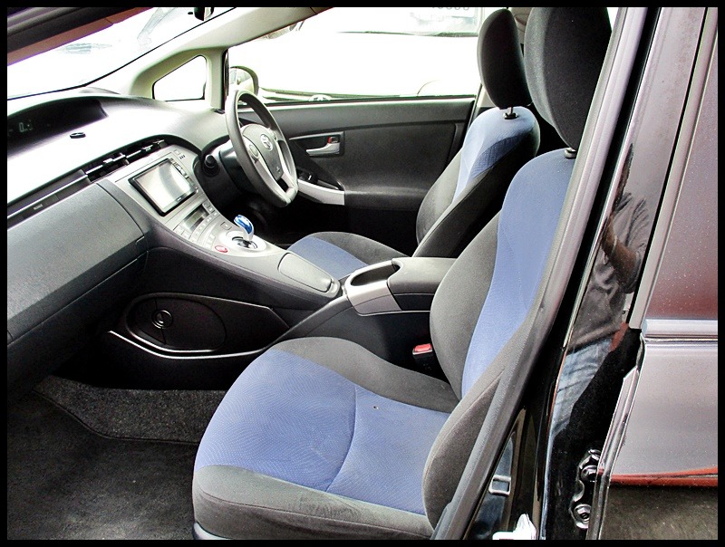 2015 Toyota Prius 5D S**REV CAMERA**GET APPROX $1367 REBATE** image 12