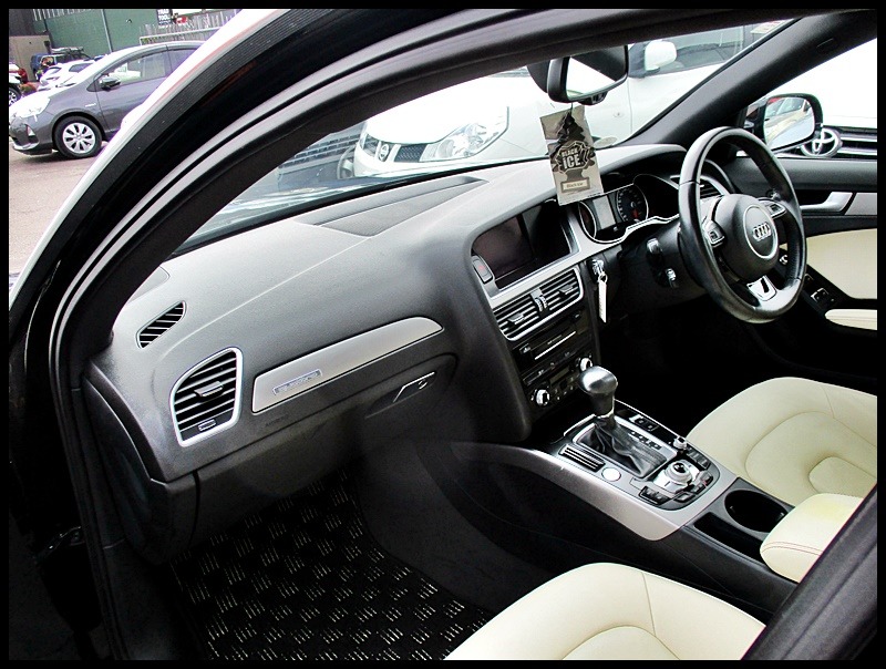 2014 Audi A4 2.0TFSI S-LINE QUATTRO**REV CAMERA+ELECTRIC SEATS** image 8