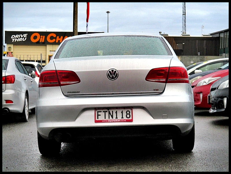2011 Volkswagen Passat 118KW TSI**REV CAMERA+BLUETOOTH CONNECTIVITY** image 5