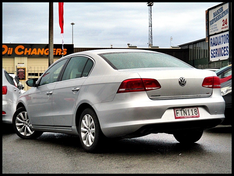 2011 Volkswagen Passat 118KW TSI**REV CAMERA+BLUETOOTH CONNECTIVITY** image 6