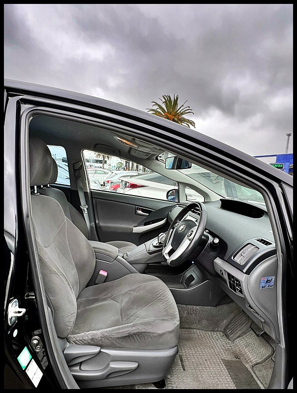 2010 Toyota Prius image 8