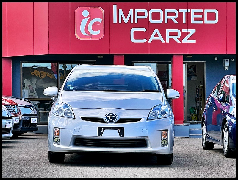 2010 Toyota Prius image 2