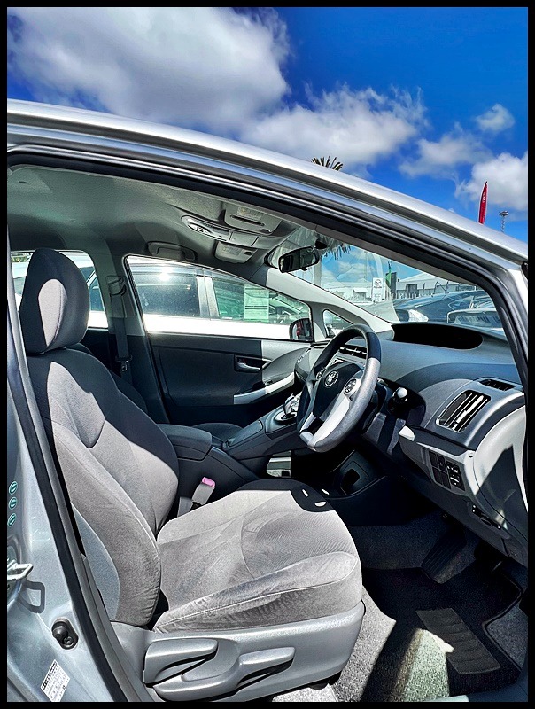 2011 Toyota Prius image 9