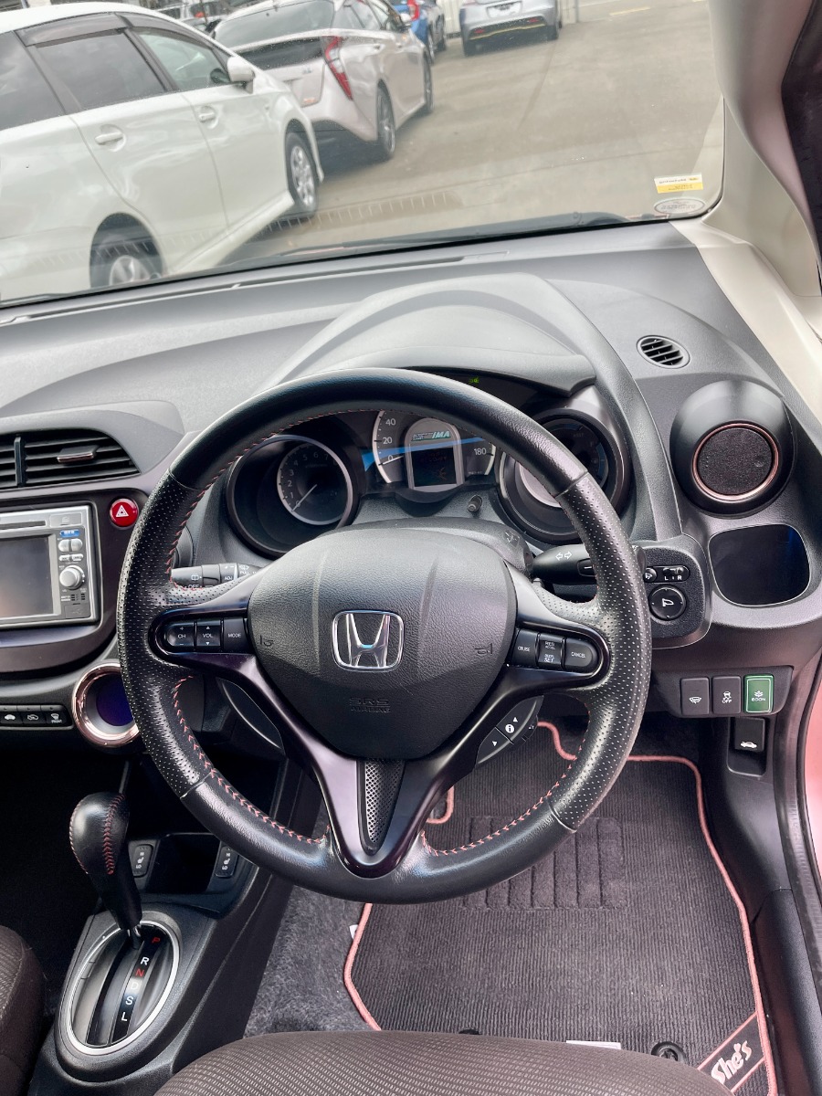 2013 Honda Fit image 11