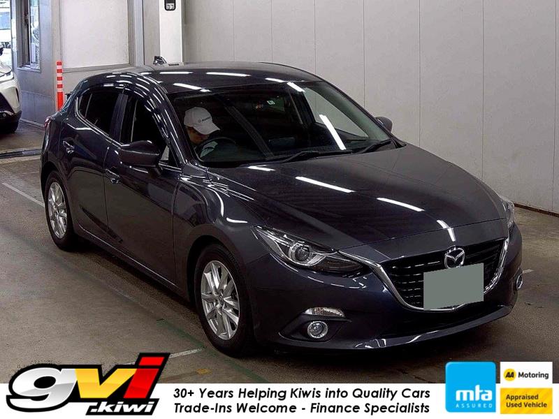 Cars & Vehicles  Cars : 2014 Mazda Axela Sport hatch 14kms / New Shape / Side Airbags / Rev Cam