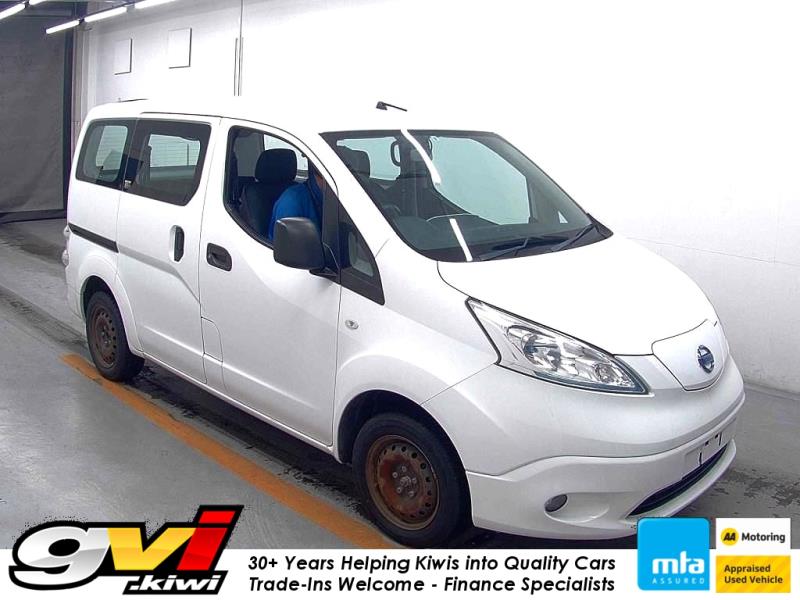 2015 Nissan e-NV200 5 Seater 83% SOH / 5 Door Auto / 100% Electric image 1