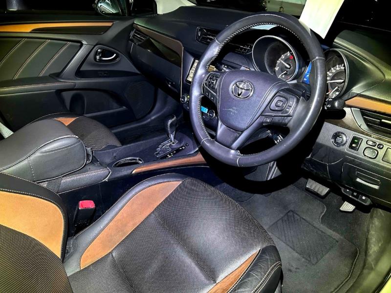 2016 Toyota Avensis Li Wagon Leather / Cruise / image 4