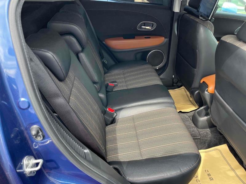 2014 Honda Vezel Hybrid Z / HR-V Leather / Cruise / Rev Cam image 8