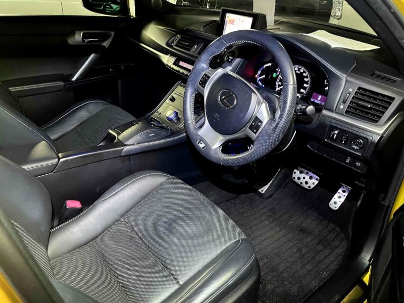 2013 Lexus CT 200h F Sport Hybrid / Leather / Cruise / Rev Cam image 3