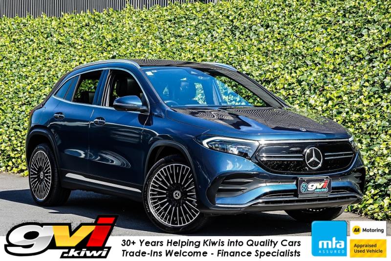 2023 Mercedes Benz EQA 250 AMG Line / As New / Leather / Sunroof image 1