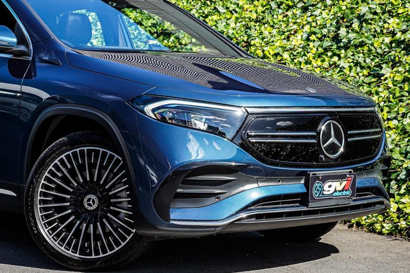 2023 Mercedes Benz EQA 250 AMG Line / As New / Leather / Sunroof image 3