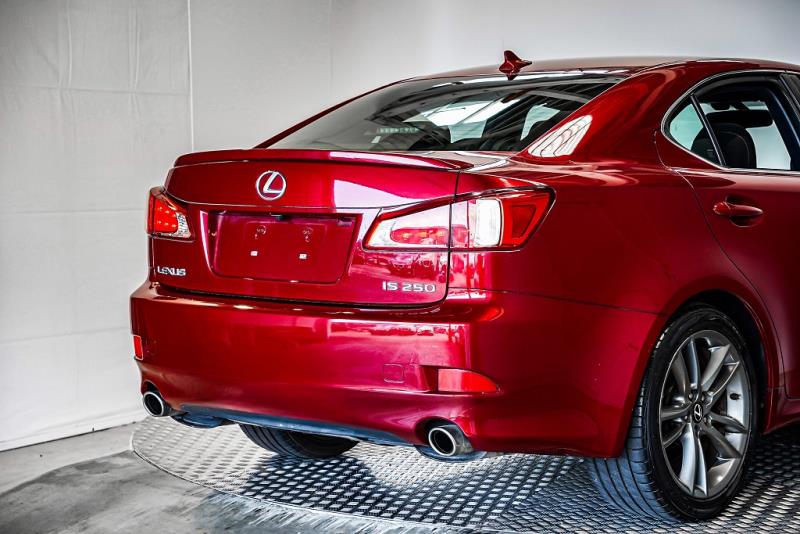 2010 Lexus IS 250 F Sport / Low KMs / Leather / Cruise image 3