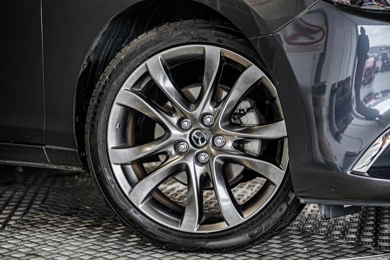2015 Mazda Atenza 25S / 6 Ltd. 2500cc Petrol / Leather / Cruise / LDW & FCM image 7