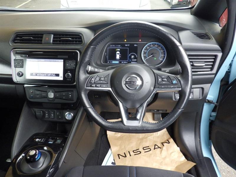 2018 Nissan Leaf 40X 88% SOH Full English / Pro Pilot / Cruise / Rev Cam image 11