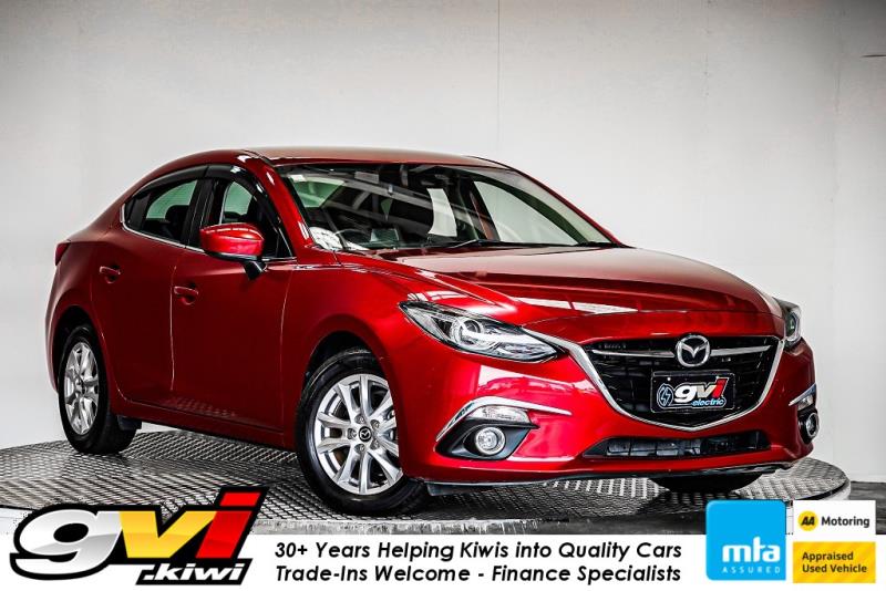 Cars & Vehicles  Cars : 2015 Mazda Axela Hybrid Ltd. HV Leather / Cruise / 57kms / EV Mode