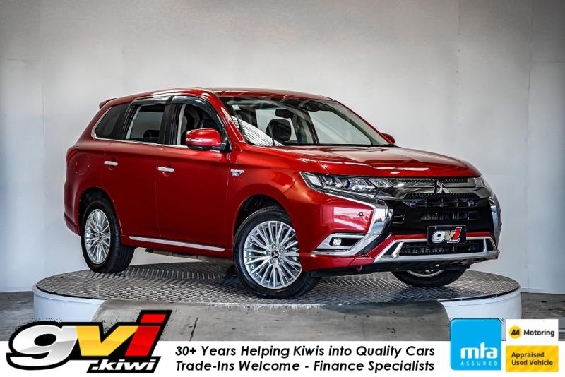 Cars & Vehicles  Cars : 2018 Mitsubishi Outlander VRX PHEV 4WD Facelift 2400cc / Leather / Cruise / LDw & FCM