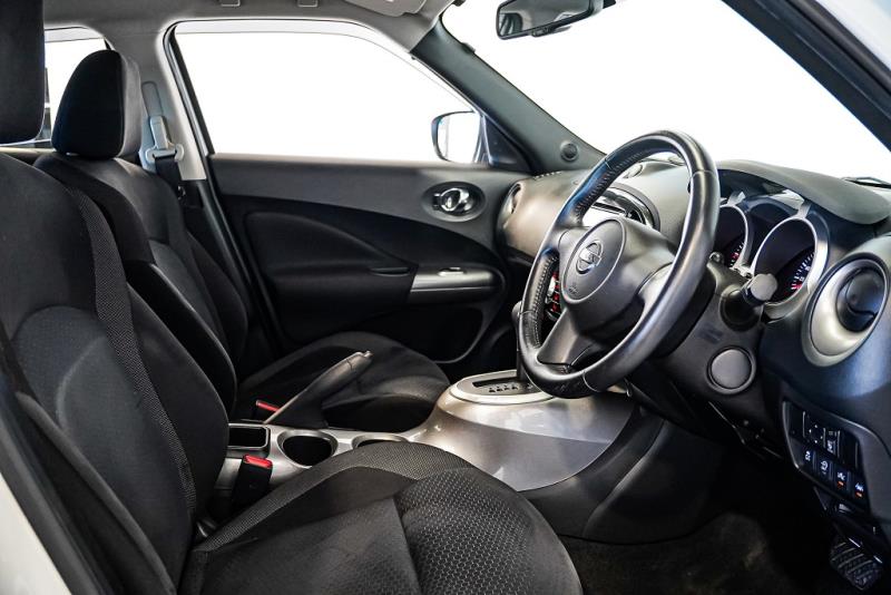 2015 Nissan Juke 15RX 5 Door 44kms / 360 View / LDW & FCM image 8