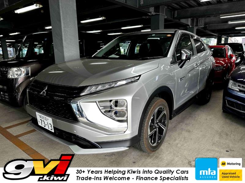 Cars & Vehicles  Cars : 2020 Mitsubishi Eclipse Cross PHEV 4WD Leather / Cruise /