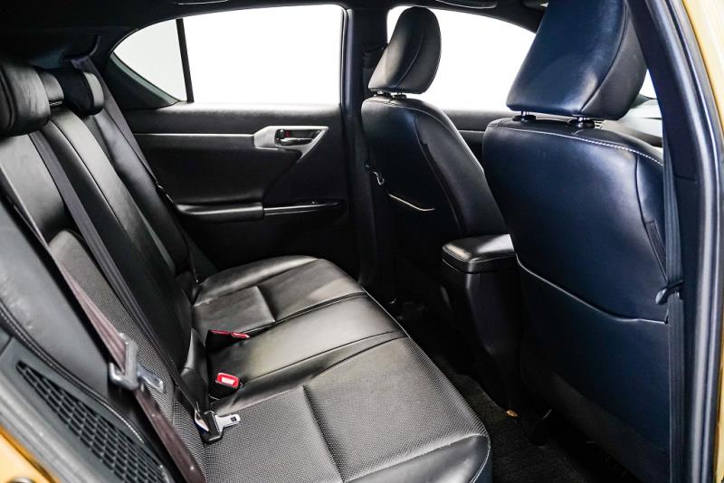 2013 Lexus CT 200h F Sport Hybrid / Leather / Cruise / Rev Cam image 13