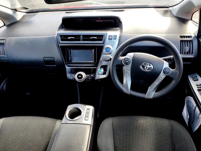 2015 Toyota Prius Alpha Hybrid Facelift / EV Mode / Rev Cam image 7