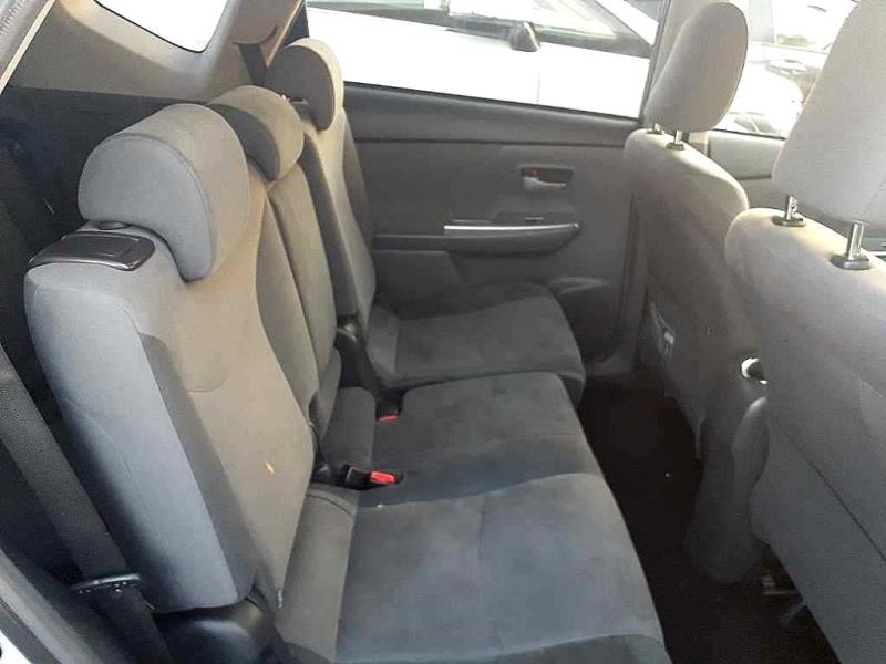 2012 Toyota Prius Alpha 7 Seater Hybrid / EV Mode / Grey Trim image 7