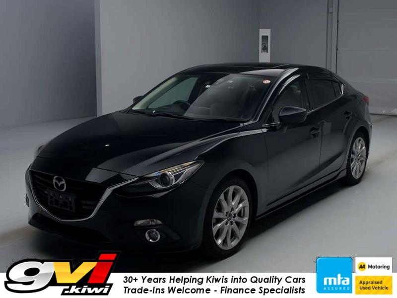 2015 Mazda Axela Hybrid / 3 Ltd. Leather / 12kms / BOSE / Cruise image 1
