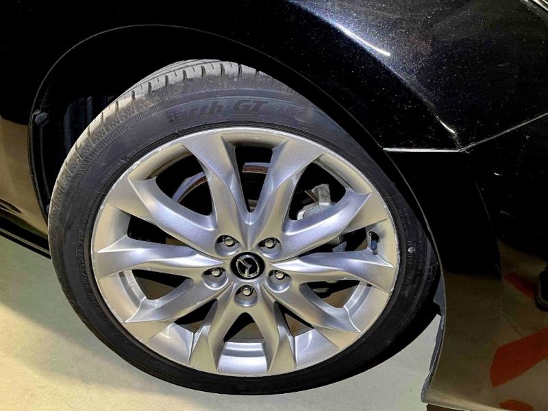 2015 Mazda Axela Hybrid / 3 Ltd. Leather / 12kms / BOSE / Cruise image 7