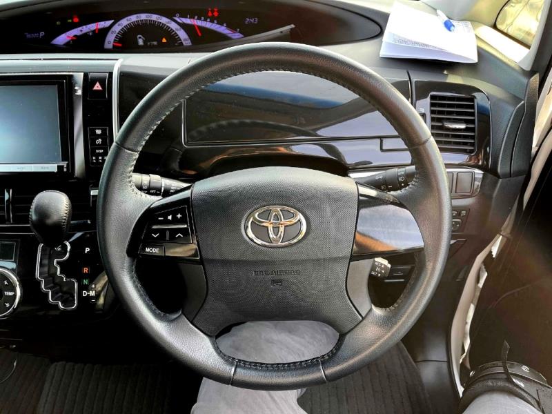 2014 Toyota Estima Aeras Facelift 7 Seater / Cruise / Rev Cam image 7