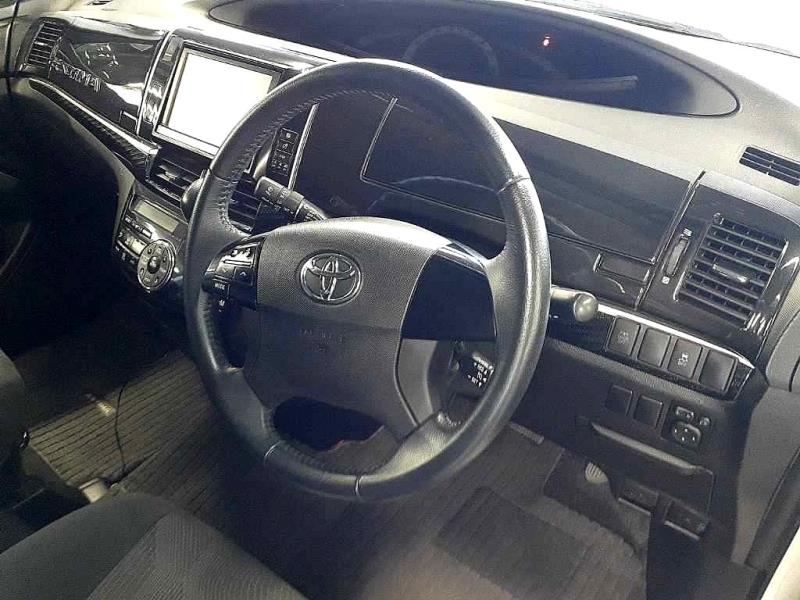 2014 Toyota Estima Aeras Facelift 7 Seater / Cruise / Rev Cam image 8
