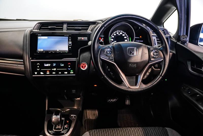 2019 Honda Fit Hybrid S Honda Sensing image 10